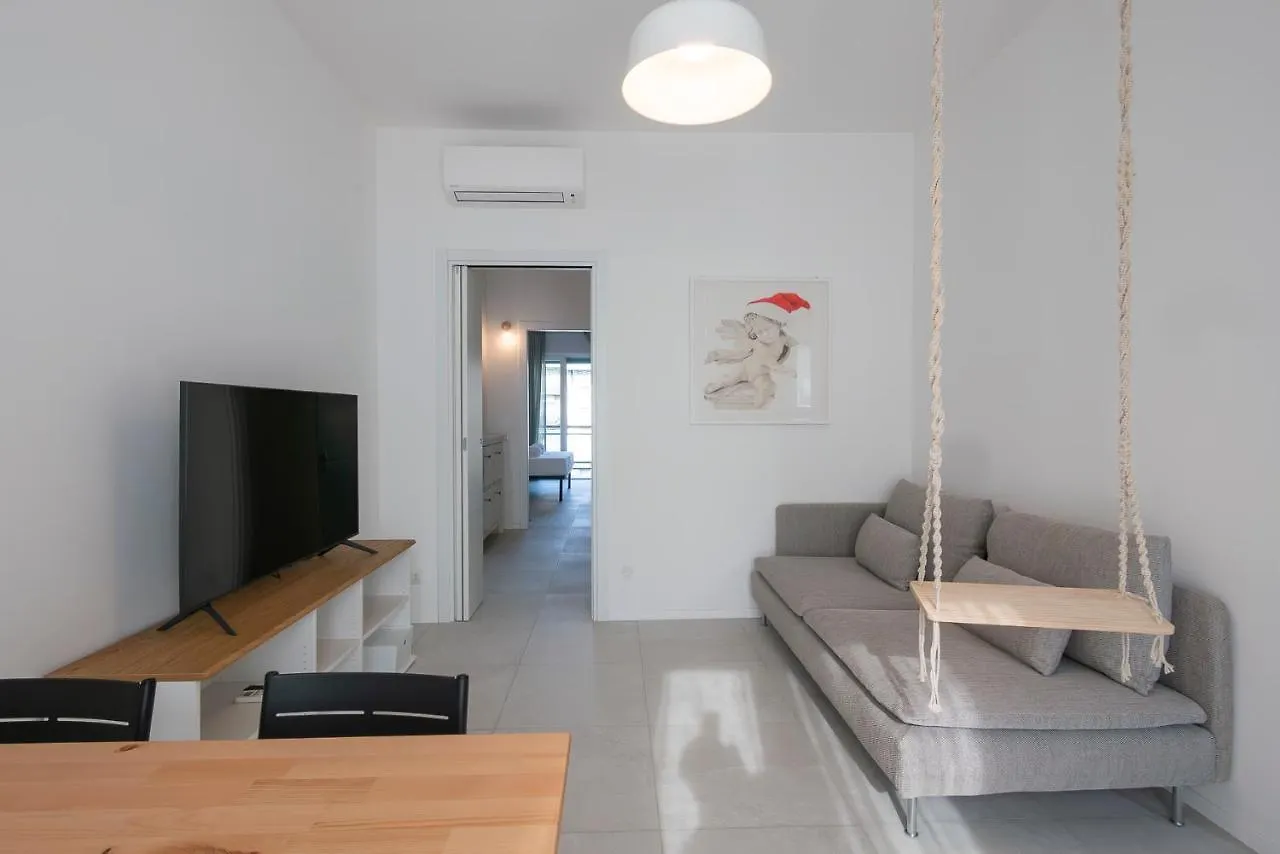 I Host Apartment - D'Agrate 19 Milan 0*,