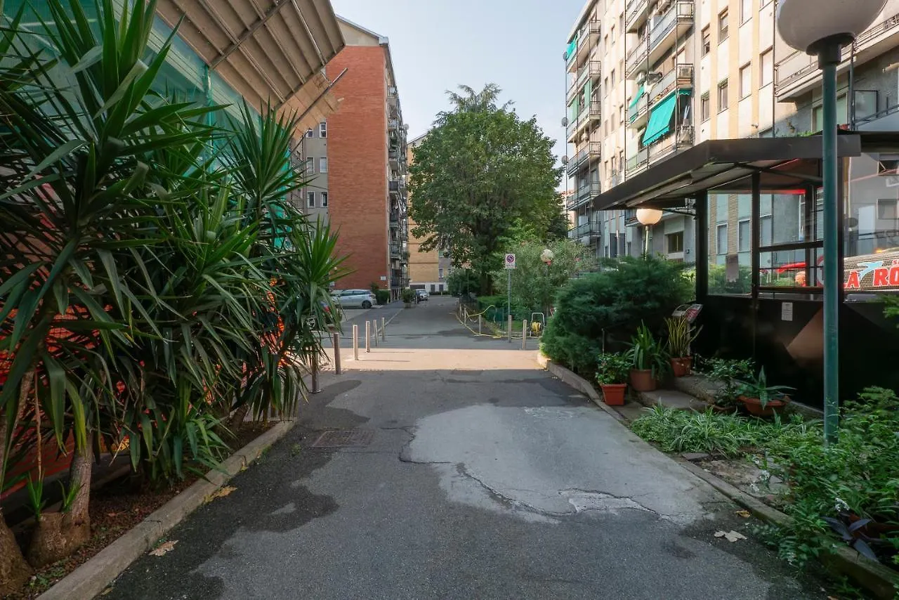 I Host Apartment - D'Agrate 19 Milan